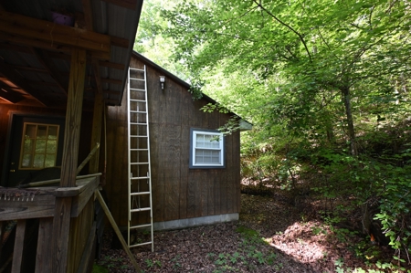 Cottage House on 10 Acres for Sale in Lobelville TN - image 5