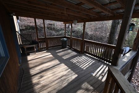 Cottage House on 10 Acres for Sale in Lobelville TN - image 40