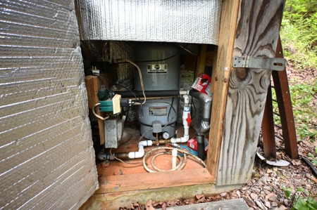 Cottage House on 10 Acres for Sale in Lobelville TN - image 7