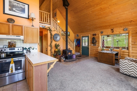 Charming Colorado Log Home with Views For Sale in Teller County - image 20