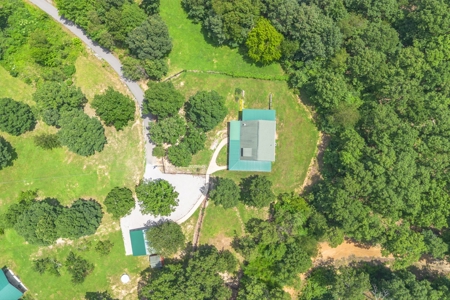 Country Home for Sale in Lewis County, Tennessee - image 37