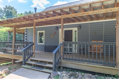 Country Home for Sale in Lewis County, Tennessee - image 3