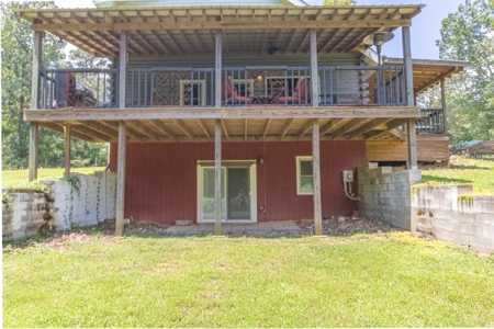 Country Home for Sale in Lewis County, Tennessee - image 32