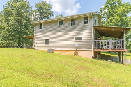 Country Home for Sale in Lewis County, Tennessee - image 31