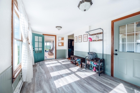 Beautiful Country Home for Sale in Harlan, Iowa - image 44