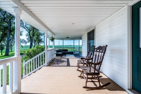 Beautiful Country Home for Sale in Harlan, Iowa - image 49