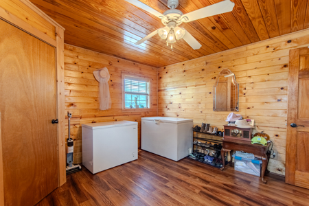 Tennessee Riverfront Home For Sale - image 20