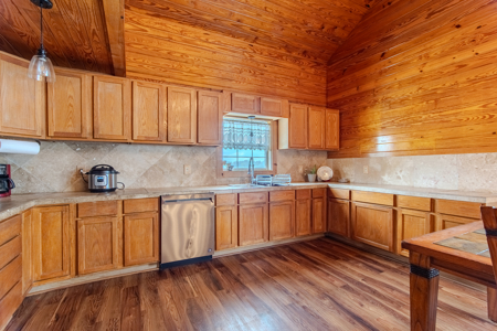 Tennessee Riverfront Home For Sale - image 23