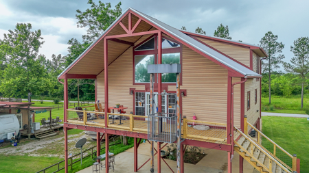 Tennessee Riverfront Home For Sale - image 8