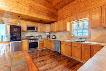 Tennessee Riverfront Home For Sale - image 24