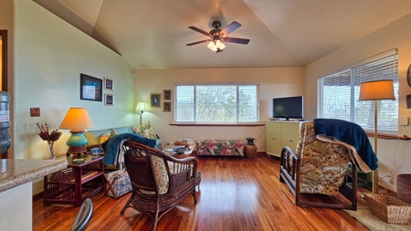 Turnkey 3BD Hawai‘i Home w/Ocean Views, Lanai, Garage & Vaulted C - image 21