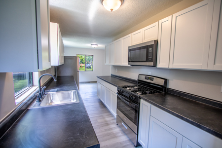 Updated 4 Bedroom Home on Corner Lot For Sale in Sandstone MN - image 7