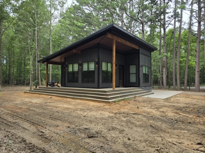 Billy Creek Recreational Cabin – National Forest Area - image 2