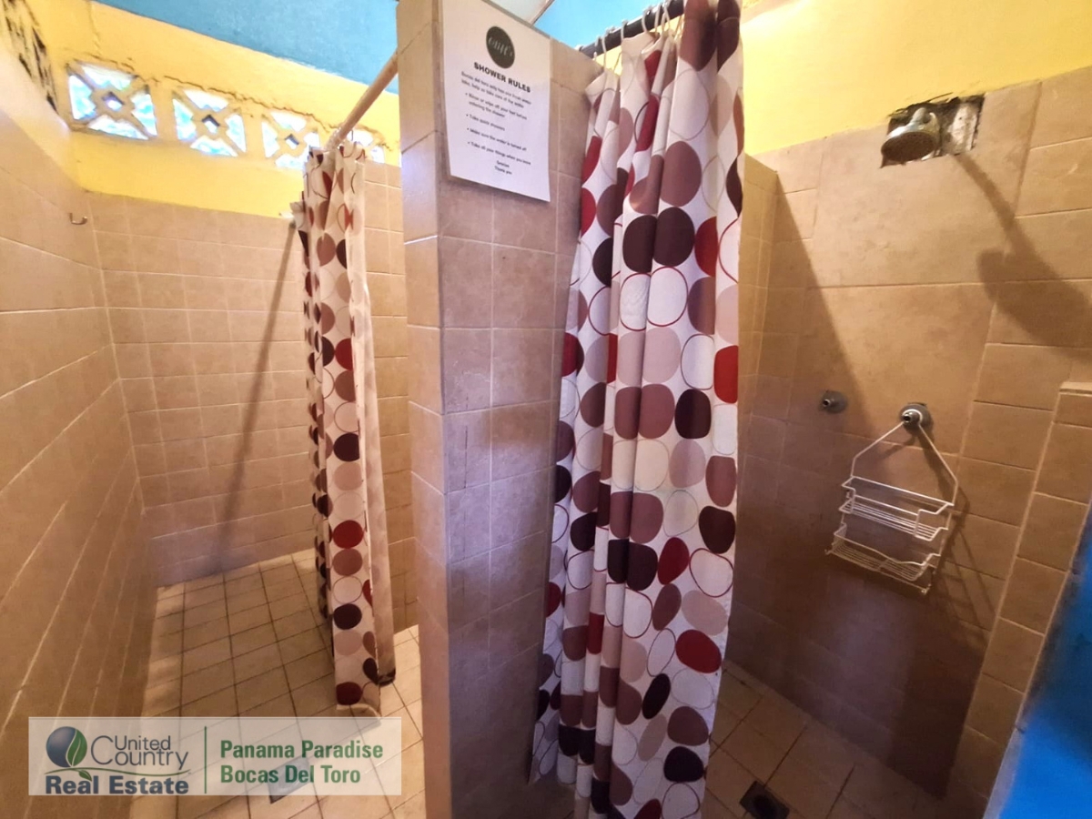 Income Hostel, 10 Rooms + Apartment — Bocas Town, Isla Colón - 9