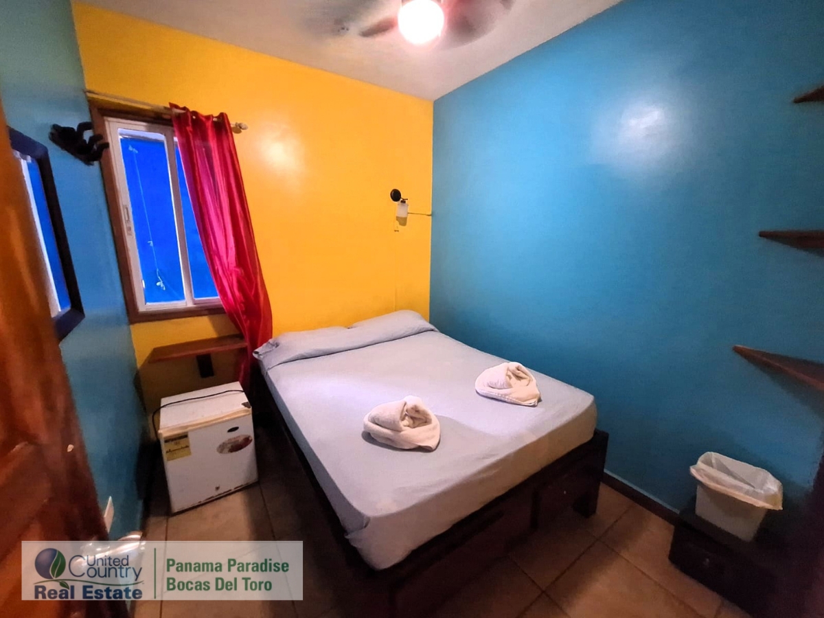 Income Hostel, 10 Rooms + Apartment — Bocas Town, Isla Colón - 21