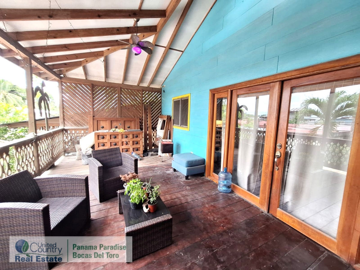 Income Hostel, 10 Rooms + Apartment — Bocas Town, Isla Colón - 25