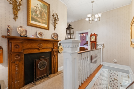 125-Year-Old Victorian Gem for Sale in Hubbard Texas - image 18