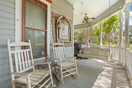 125-Year-Old Victorian Gem for Sale in Hubbard Texas - image 31