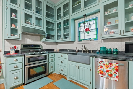 125-Year-Old Victorian Gem for Sale in Hubbard Texas - image 14