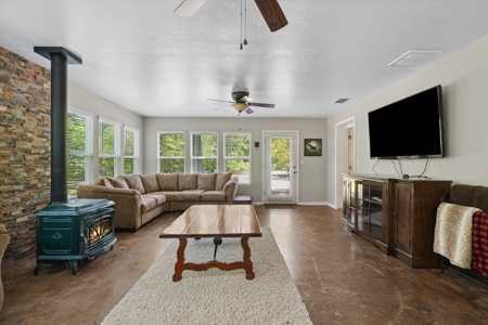 East Texas Wood County Quitman 50 Acres 2 Homes Abundant Wildlife - image 40