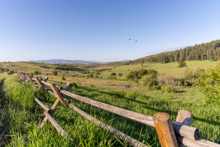 Eastern Oregon Hooker Flat Ranch - image 9