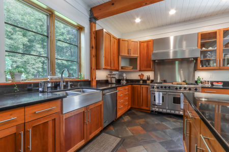 Private Retreat For Sale in Amherst Junction, WI - image 8