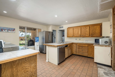 Spacious Home with Shop and Acreage for Sale in Mesilla Park, NM - image 7