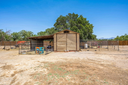 Spacious Home with Shop and Acreage for Sale in Mesilla Park, NM - image 37