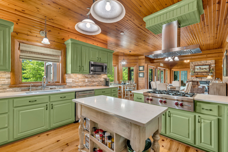 Private Riverfront Property on North Fork of White River Missouri - image 14