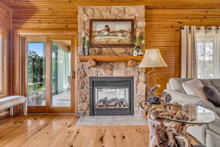 Private Riverfront Property on North Fork of White River Missouri - image 9