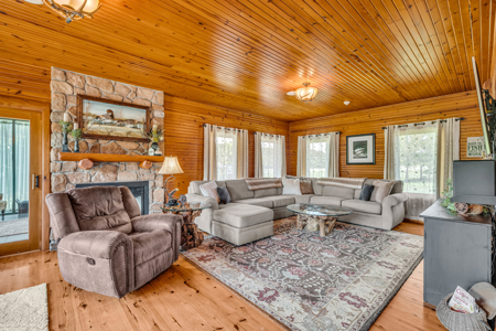 Private Riverfront Property on North Fork of White River Missouri - image 8