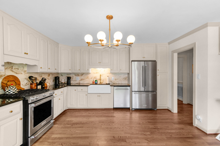 SC Colonial Revival Estate With Acreage - image 42