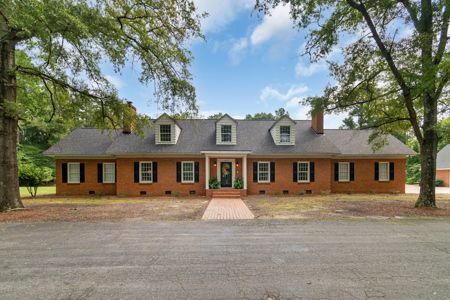 SC Colonial Revival Estate With Acreage - image 1