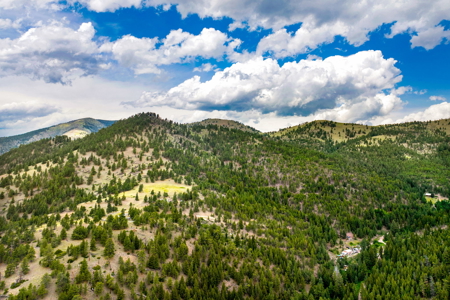Hunting and Fishing Property in Central Montana - image 1