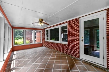 Cheraw Brick Ranch on 1.8 Acres Near State Park - image 11