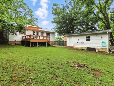 Charming 2-Bedroom Home on .55 Acres In-Town Lot! - image 5