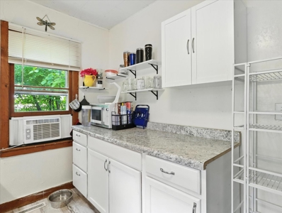 Charming 2-Bedroom Home on .55 Acres In-Town Lot! - image 16