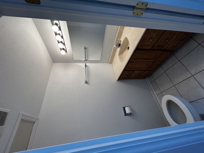 Large Mountain Home for Sale in Westcliffe, Colorado - image 17