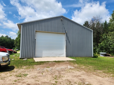Versatile Country Storage with Rental Income Opportunity – Waupac - image 3