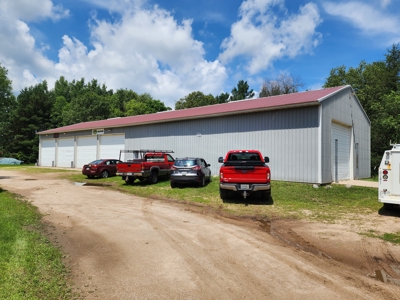 Versatile Country Storage with Rental Income Opportunity – Waupac - image 2