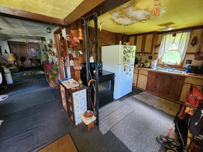 Versatile Country Storage with Rental Income Opportunity – Waupac - image 12