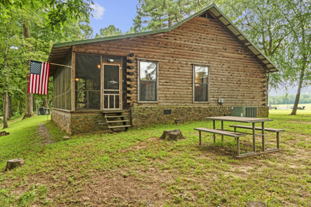 Little Red River Riverfront Cabin For Sale near Pangburn, AR - image 38