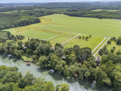 Little Red River Riverfront Cabin For Sale near Pangburn, AR - image 11