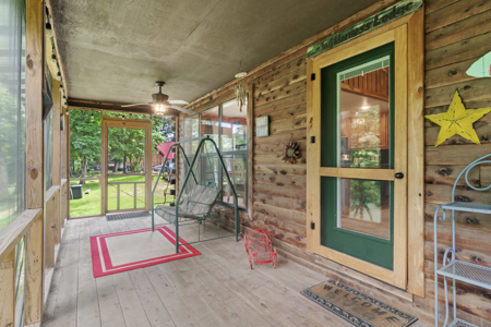 Little Red River Riverfront Cabin For Sale near Pangburn, AR - image 16