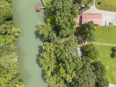 Little Red River Riverfront Cabin For Sale near Pangburn, AR - image 6