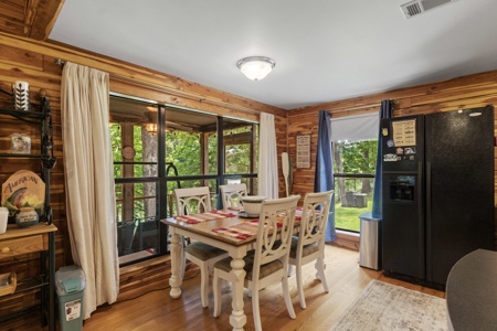 Little Red River Riverfront Cabin For Sale near Pangburn, AR - image 29