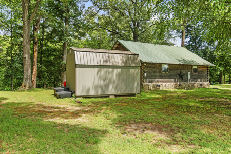 Little Red River Riverfront Cabin For Sale near Pangburn, AR - image 12