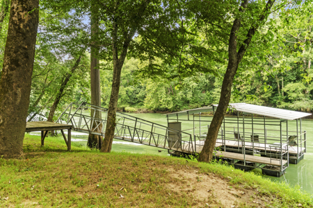 Little Red River Riverfront Cabin For Sale near Pangburn, AR - image 42