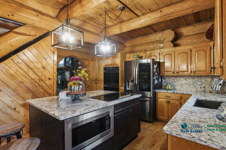 Stunning Log Home on 9.62+/- Acres For Sale in Judsonia, AR - image 14