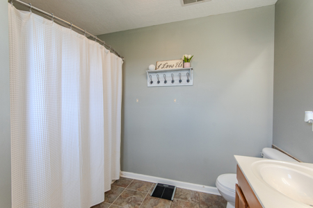 Well-Maintained Home for Sale in Newbern, TN - No City Taxes - image 21
